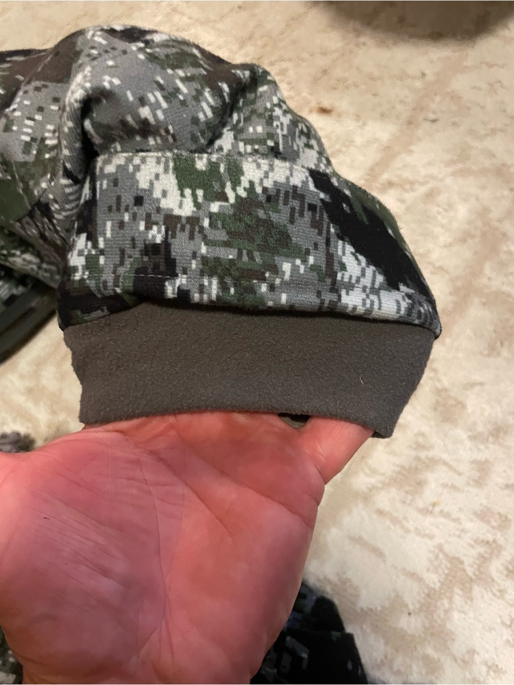 Men's Insulated Hooded Jacket - Camo Digital Print - Picture 4 of 5